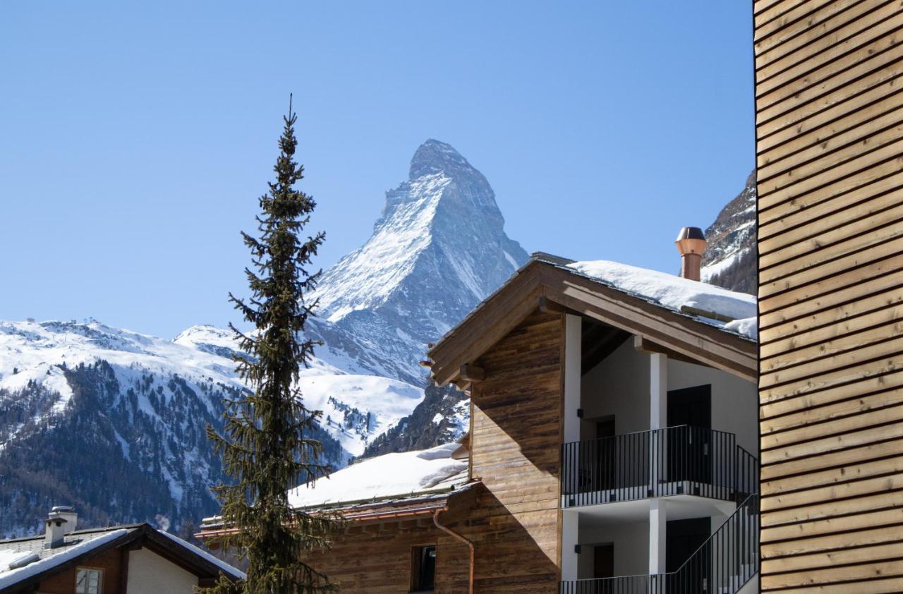 Village Apartment With Matterhorn View Zermatt Buitenkant foto